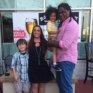 Meet your Posher, Carlos